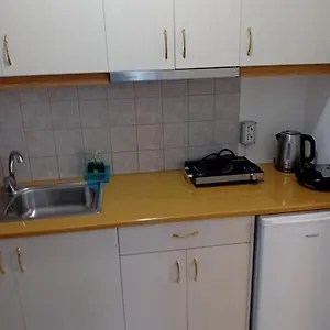 https://aggeli-house.albaniahotels.org