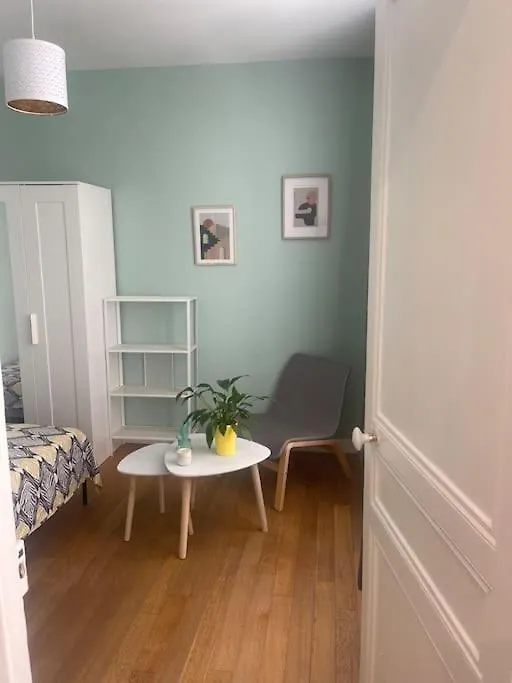 Super Appartement T2 Proche De Tour Eiffel Paris